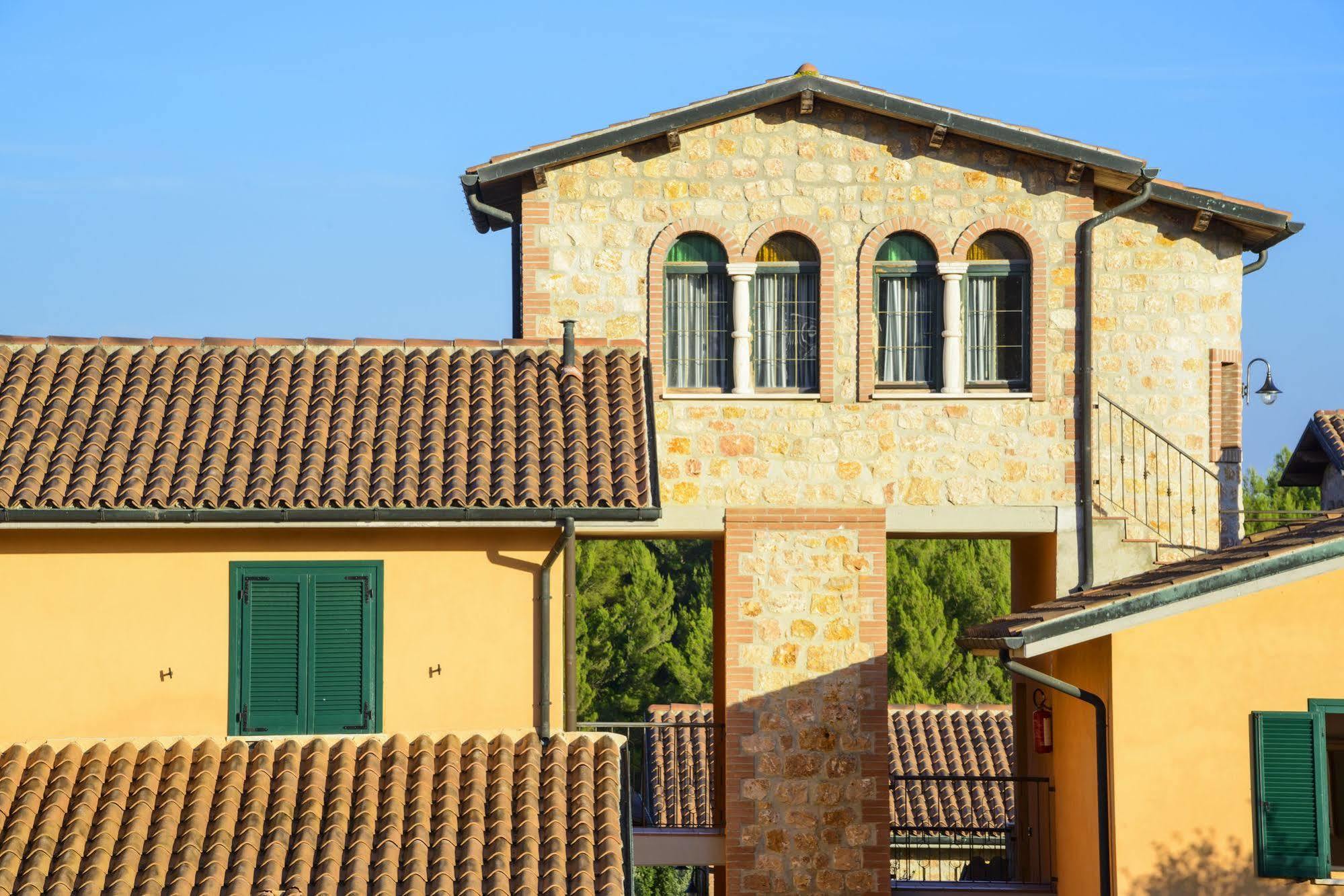 Pian Dei Mucini Resort Il Borgo Massa Marittima Exterior photo