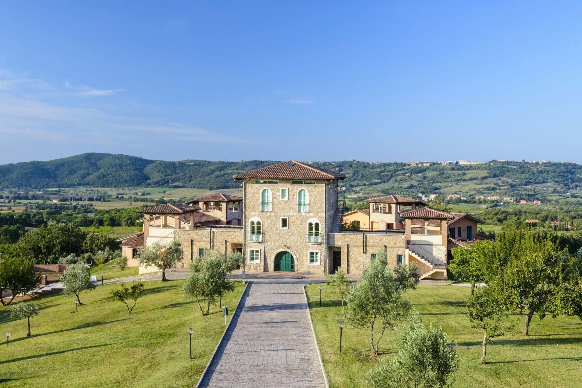 Pian Dei Mucini Resort Il Borgo Massa Marittima Exterior photo