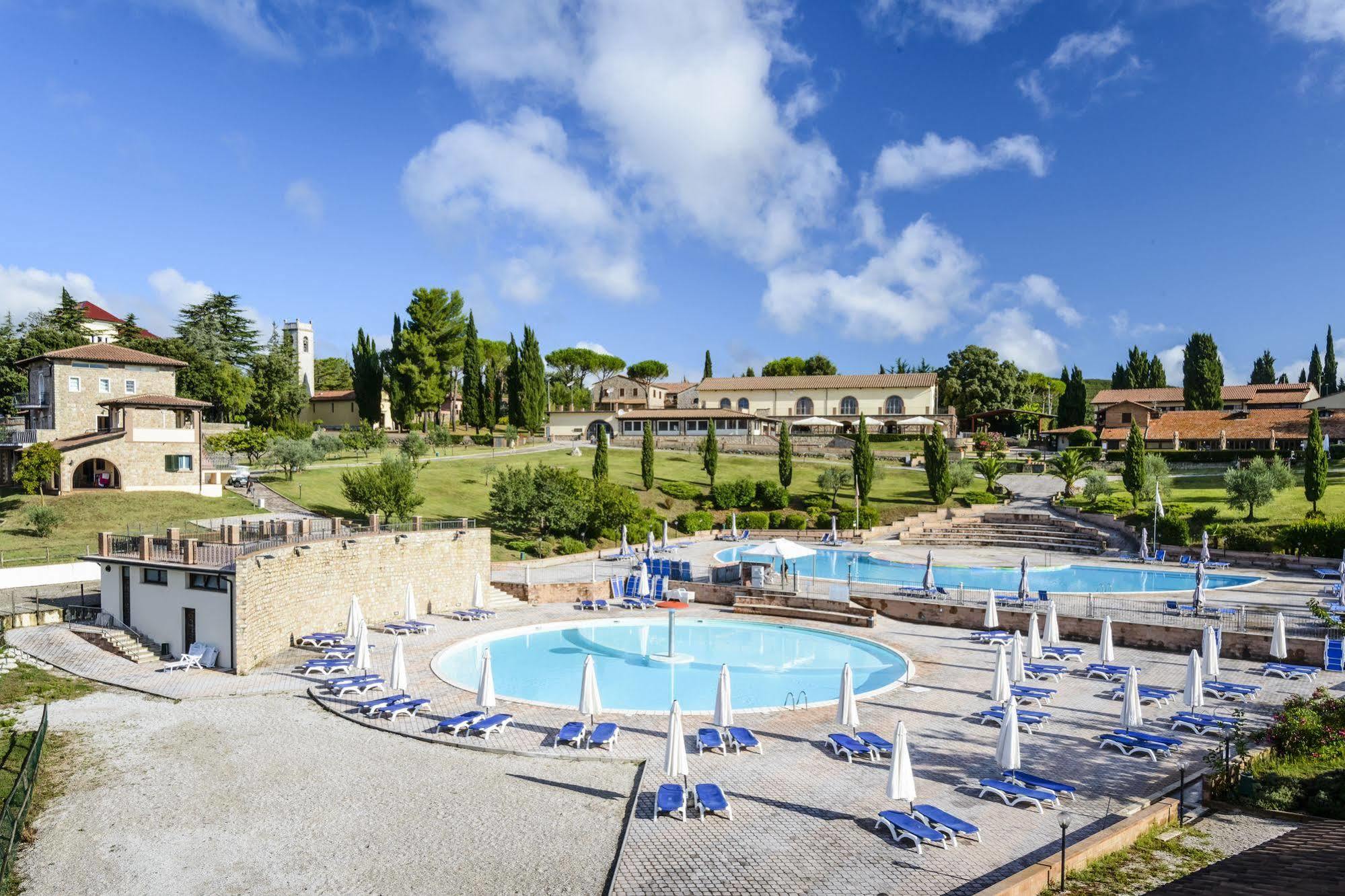 Pian Dei Mucini Resort Il Borgo Massa Marittima Exterior photo