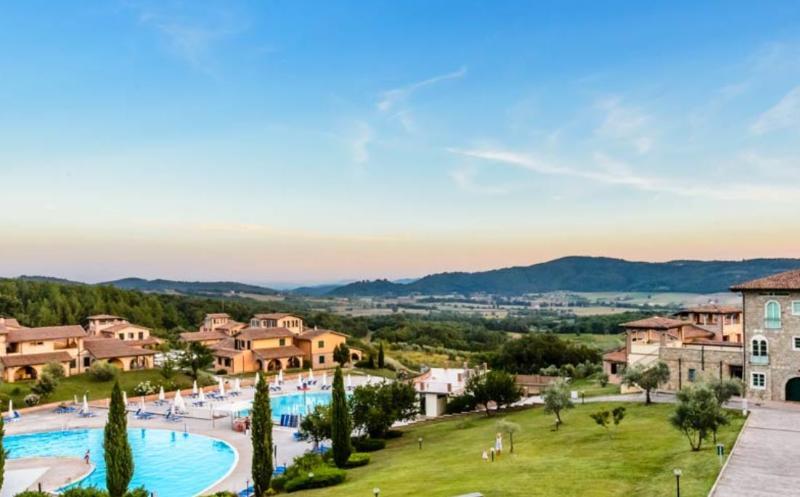 Pian Dei Mucini Resort Il Borgo Massa Marittima Exterior photo